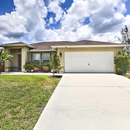 Cape Coral Canalfront Home With Pool And Dock Екстериор снимка