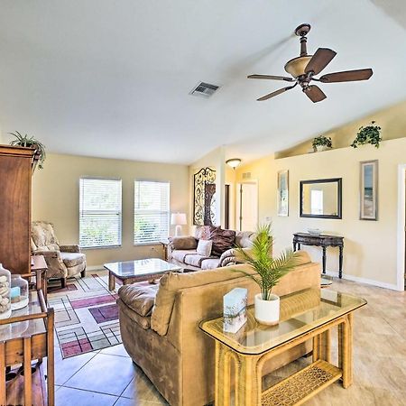 Cape Coral Canalfront Home With Pool And Dock Екстериор снимка