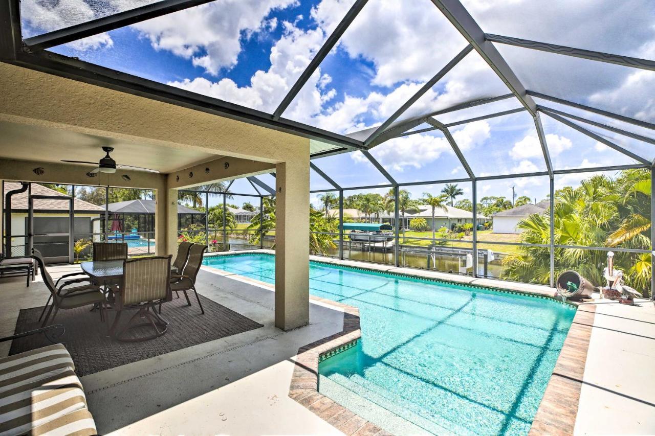 Cape Coral Canalfront Home With Pool And Dock Екстериор снимка