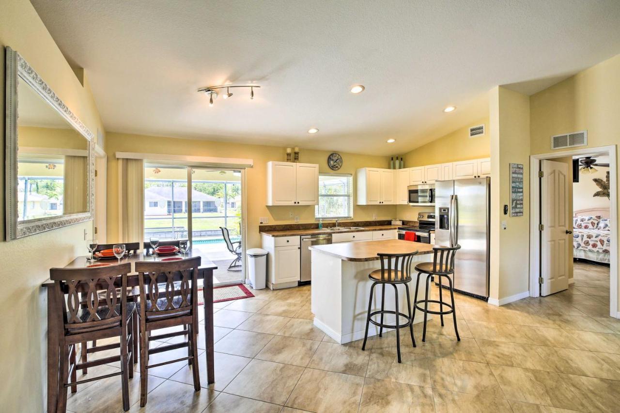 Cape Coral Canalfront Home With Pool And Dock Екстериор снимка