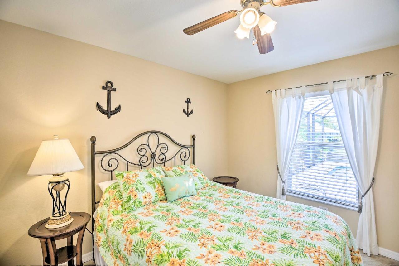 Cape Coral Canalfront Home With Pool And Dock Екстериор снимка